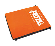 Load image into Gallery viewer, Petzl - Alto Crash Pad - Bouldering - Fall Zone
